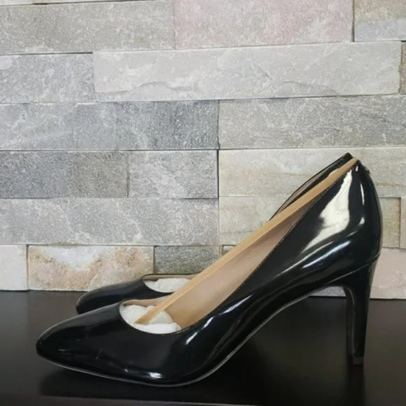 Sugar Tessa Ankle Bootie - Picture 4 of 7